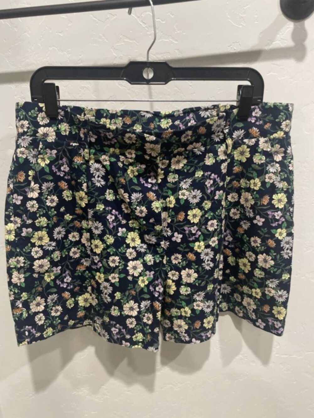 Cotton linen short woman size M 8-10 NWOT